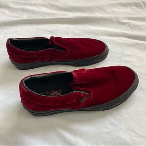 Vans Men’s 7.5 Women’s 9 Red Velvet Shoes